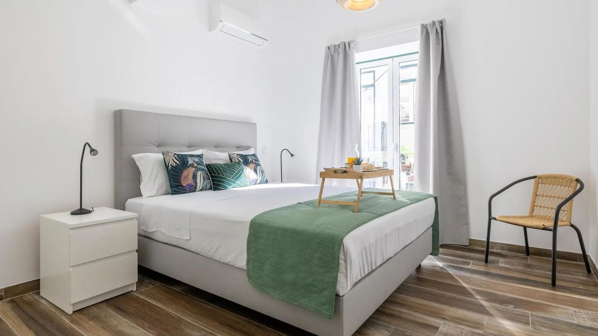Roots Apartments Faro